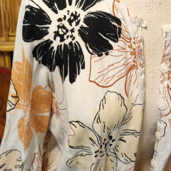 Womens Knit Sweater button up flower print b1 - Picture 5 of 12